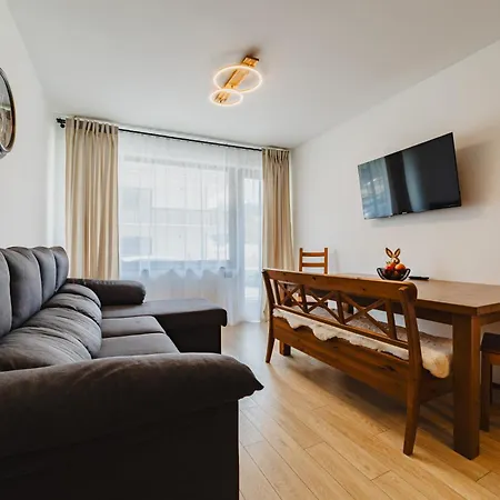 Grand With Free Access To Alpin