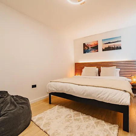 Grand With Free Access To Alpin