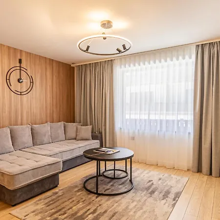 Grand With Free Access To Alpin Apartment *